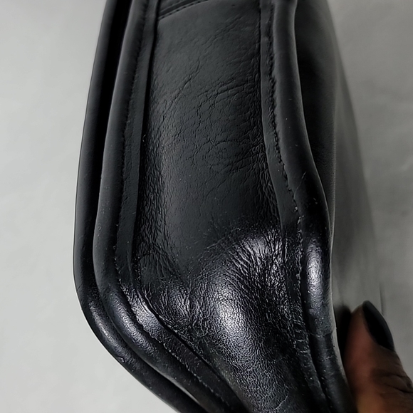 Coach Vintage 70s Black Leather City Bag - Picture 12 of 17